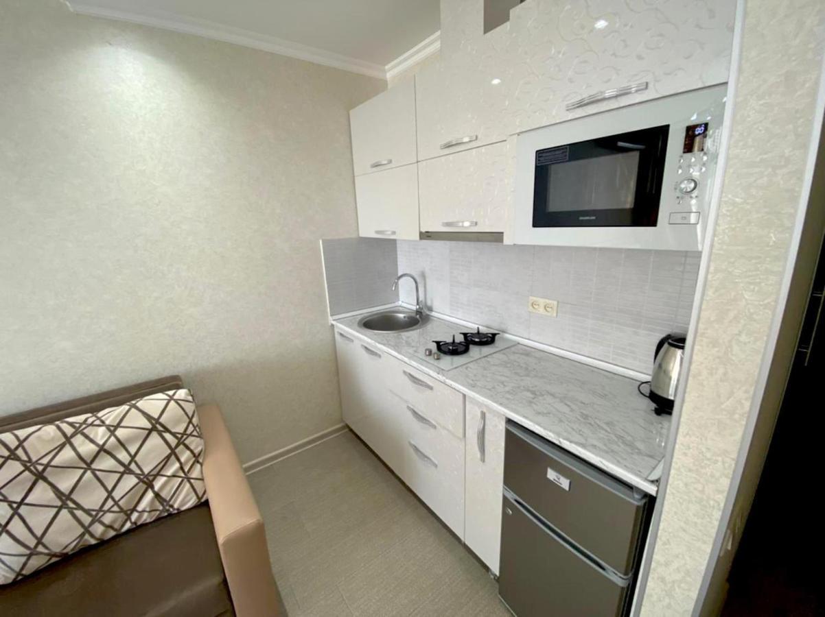 Cozy Studio Apartment-Sea View Batumi Exterior photo